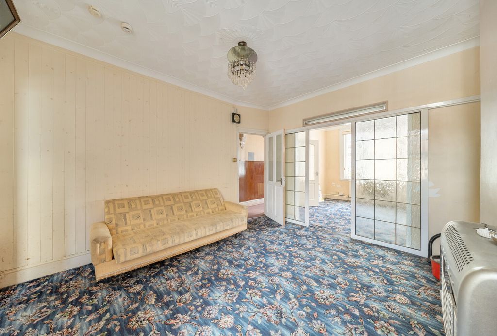 Property photo 3 of 17 1479870-14-6A356A...