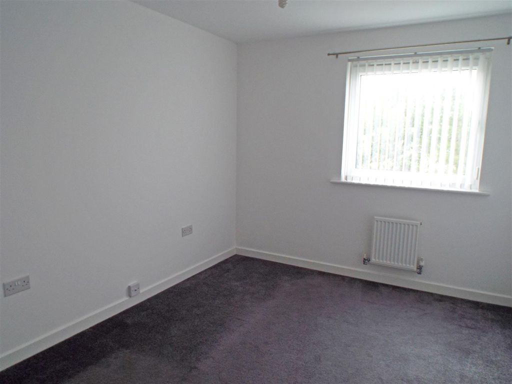 Property photo 2 of 7 Bedroom Two