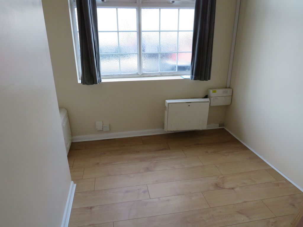 Property photo 2 of 3 Living Room