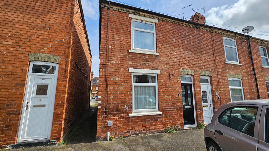 Property photo 1 of 11
