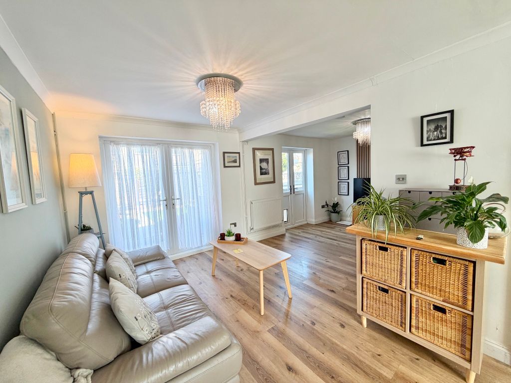 Property photo 3 of 47