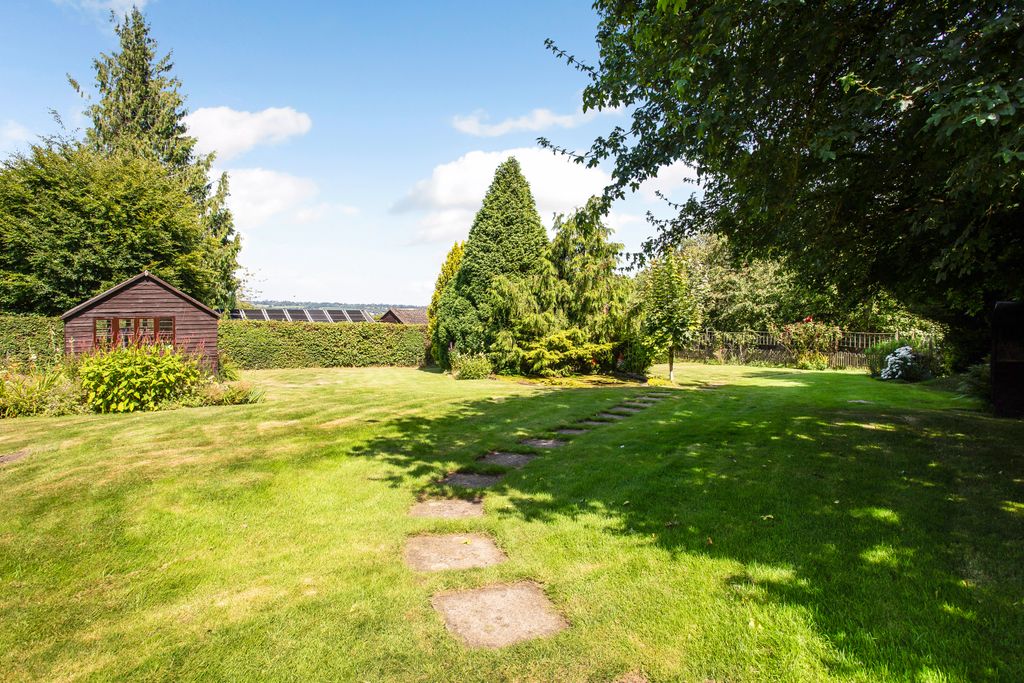 Property photo 3 of 21