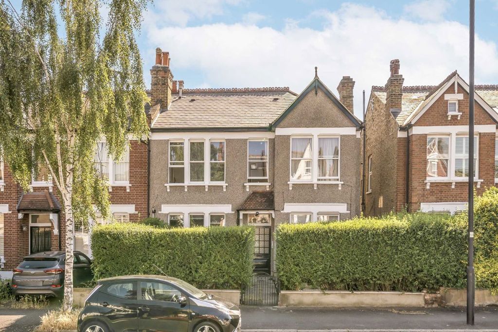Property photo 1 of 6