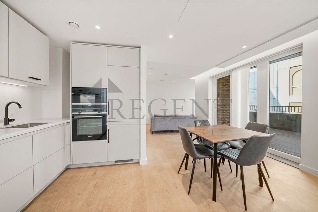 Property photo 2 of 13 Dining Area