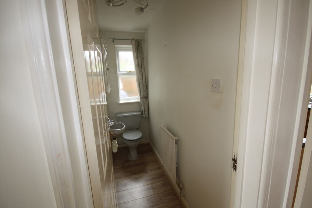Property photo 3 of 18