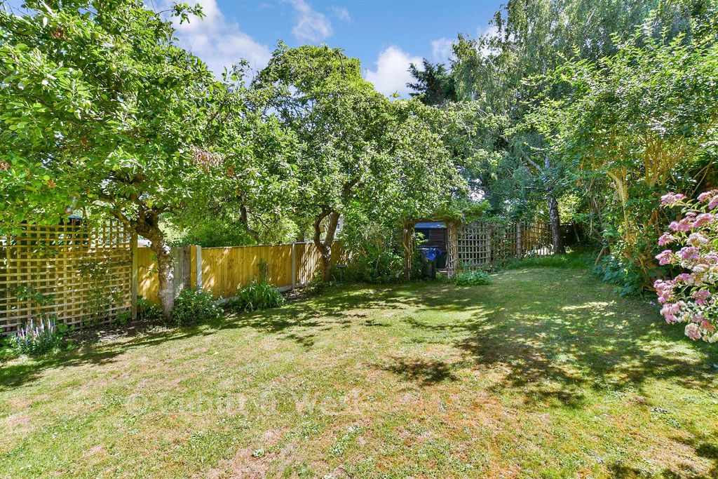 Property photo 2 of 19 Rear Garden