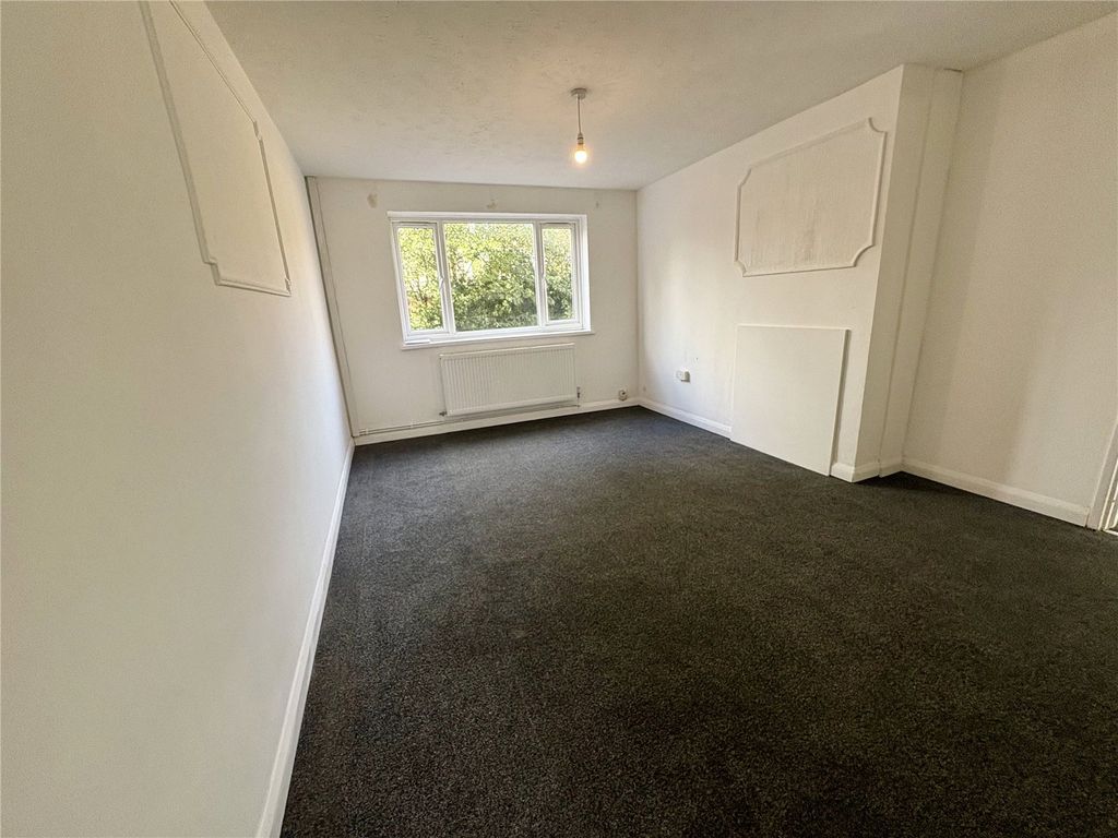 Property photo 3 of 14 Photograph