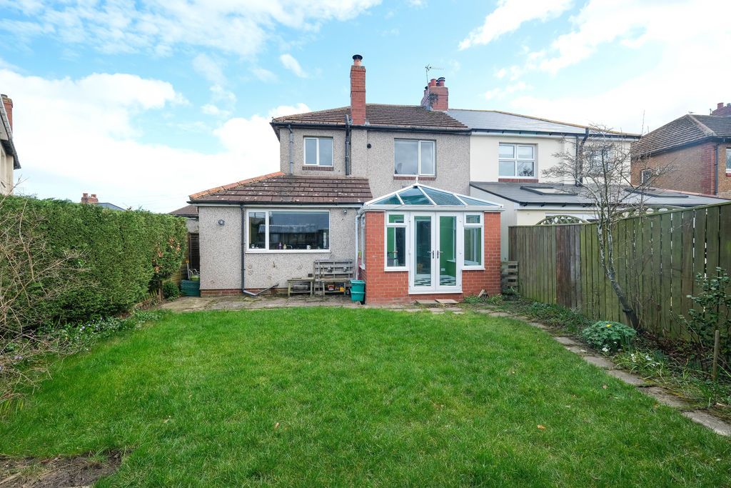 Property photo 2 of 16 Photo 19