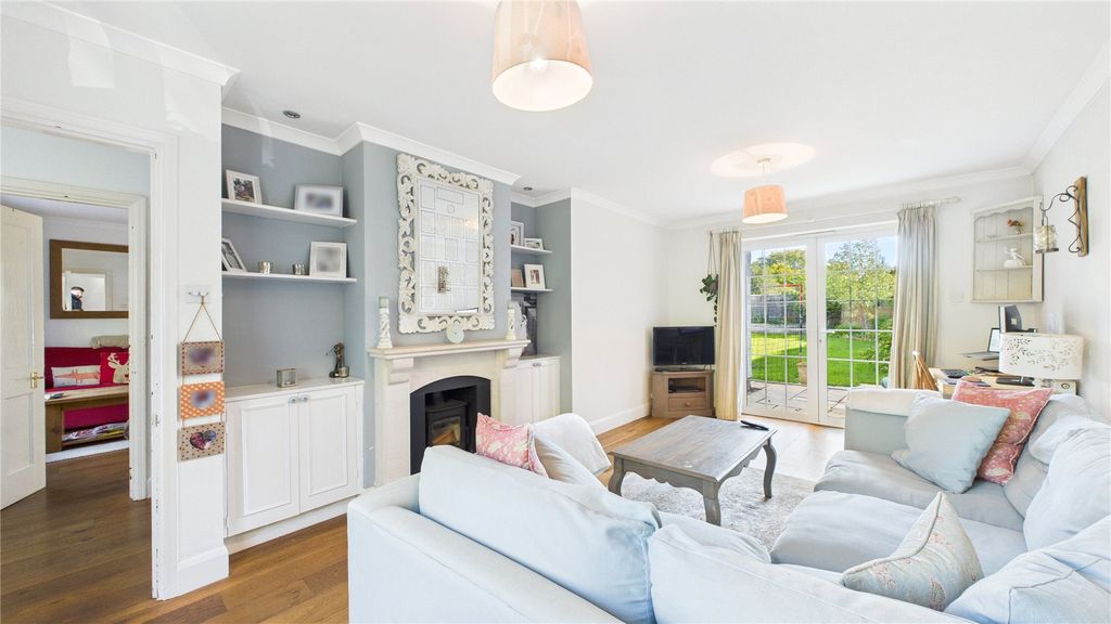 Property photo 2 of 17 Picture 2