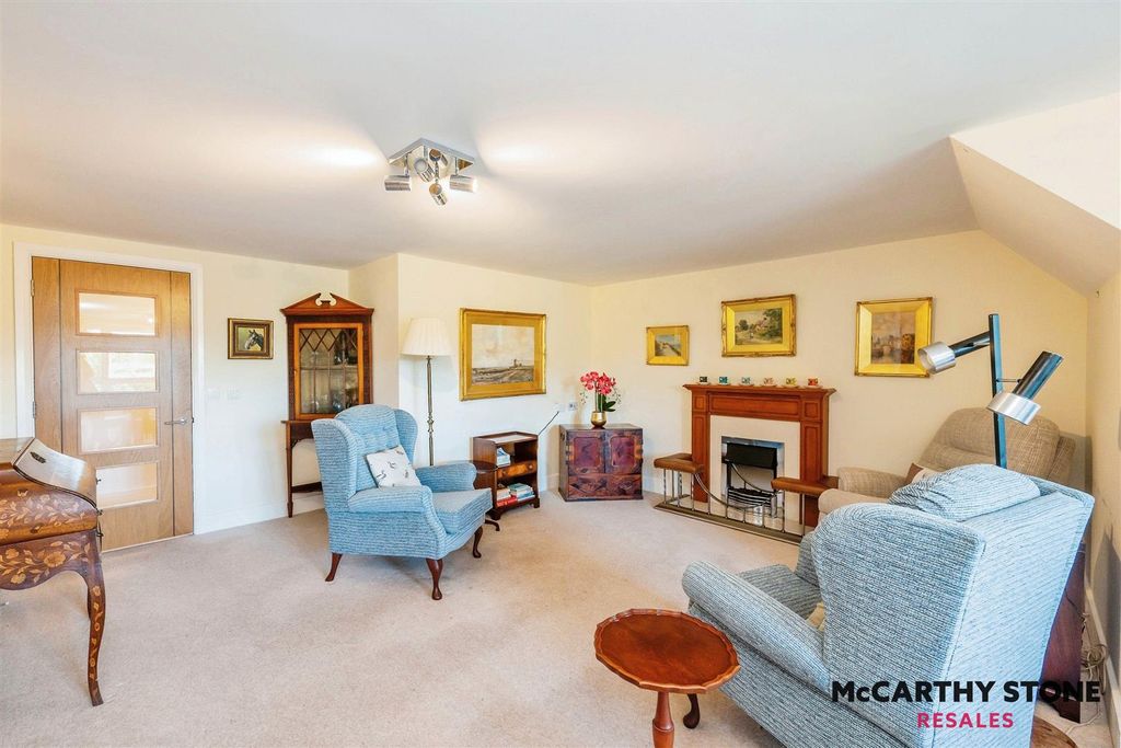 Property photo 3 of 21 012_2176.Jpg
