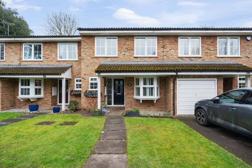 Property photo 1 of 18 1235226 (1)