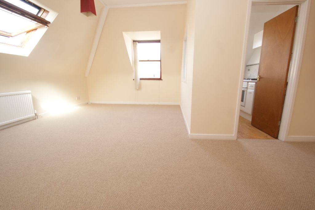 Property photo 2 of 6 Dsc04610.Jpg