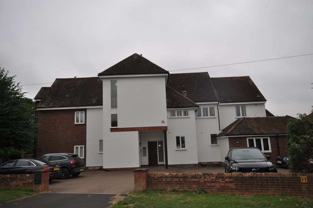 Property photo 1 of 3