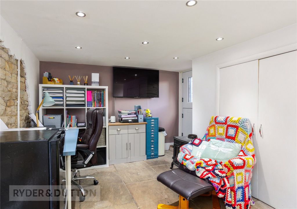Property photo 3 of 22 Office/Games Room