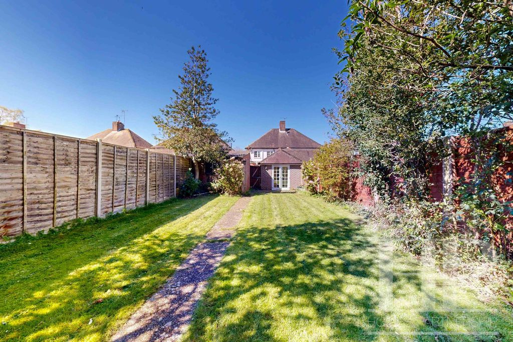 Property photo 3 of 22