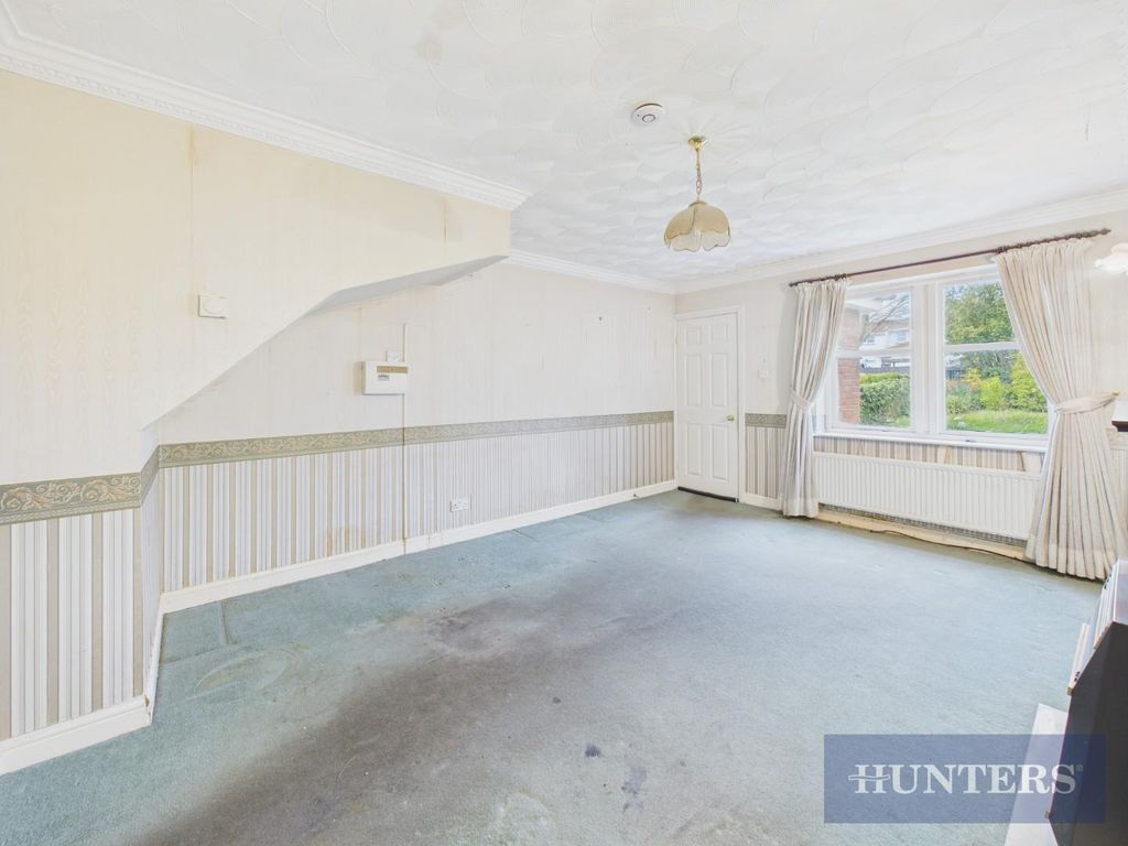 Property photo 3 of 17 Cam05316G0-Pr0244-Still002.Jpg