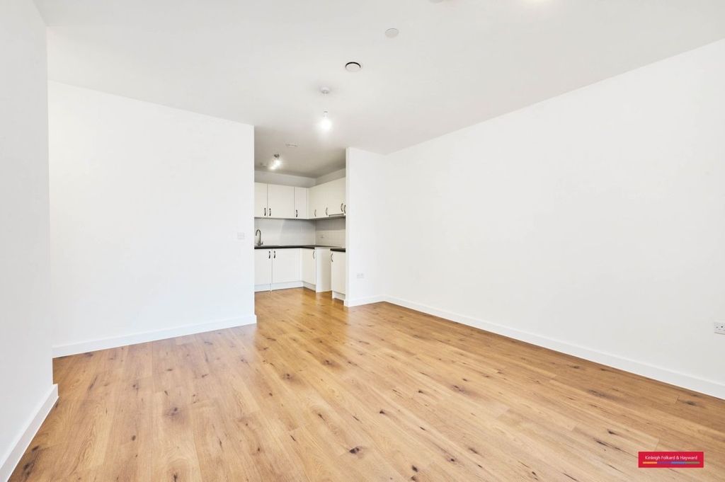 Property photo 3 of 5 Picture No. 02