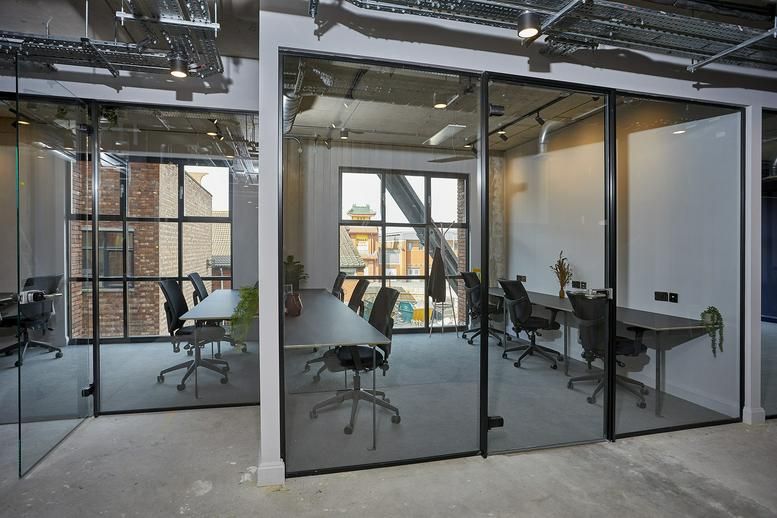 Property photo 3 of 60