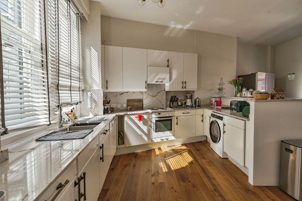 Property photo 2 of 12 412788Df-Ac91-F111-8077-7Ced8d6c4701