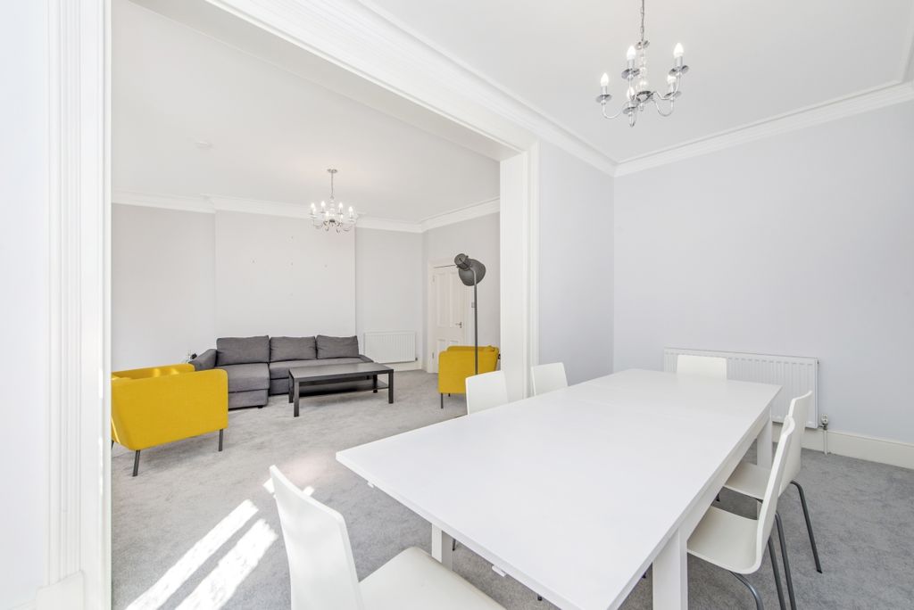 Property photo 2 of 15 Image