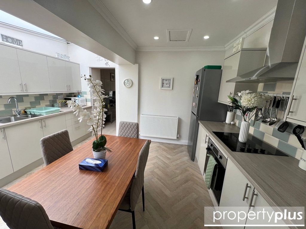 Property photo 2 of 17 Picture No. 03