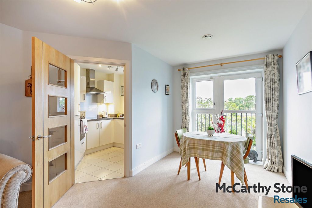 Additional image 4 of 1 bed flat for saleBlake Court, Northgate, Bridgwater TA6