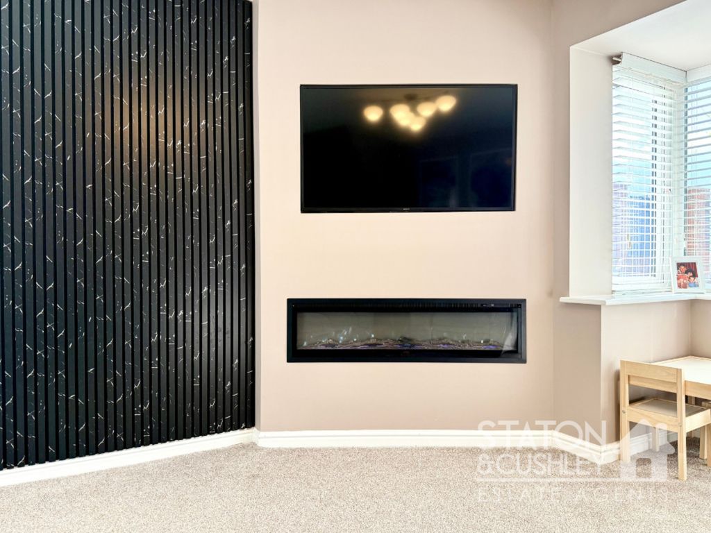 Property photo 3 of 33
