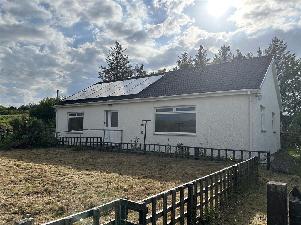 Property photo 1 of 15 1 - External Photo 8 Martincroft With Garden.Jpeg