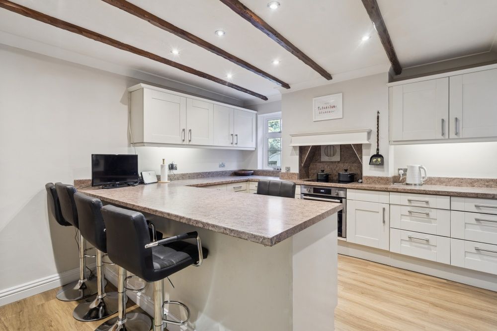 Property photo 3 of 21