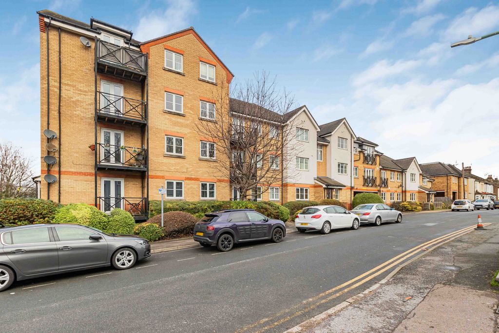 Property photo 1 of 15