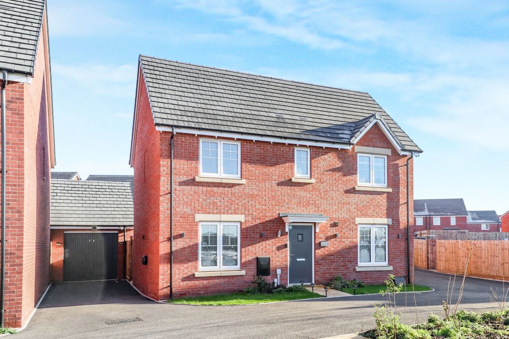 Property photo 1 of 26