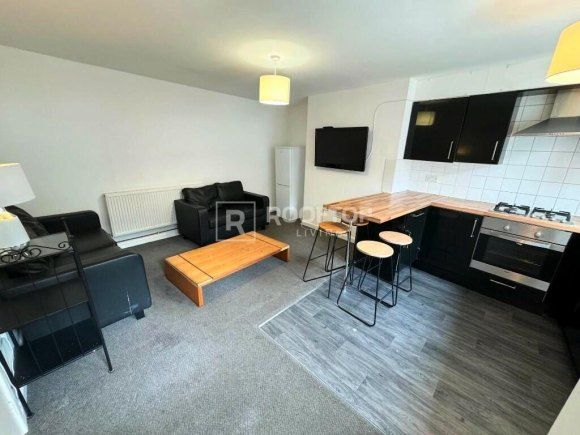 Property photo 1 of 16 8867941.Jpg