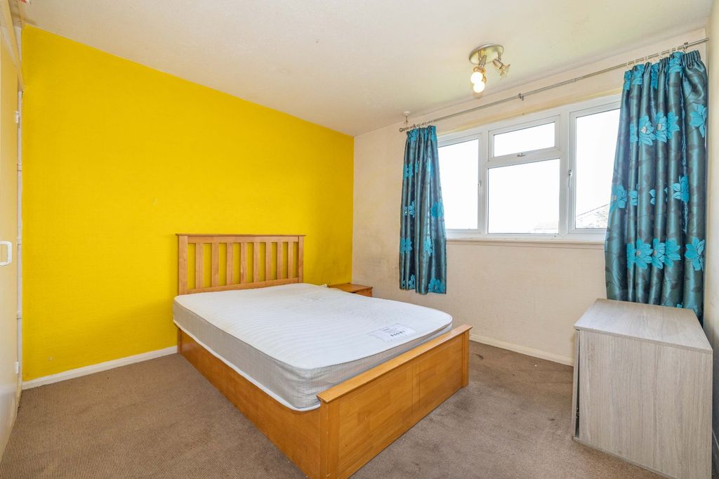 Property photo 3 of 9 Picture 3