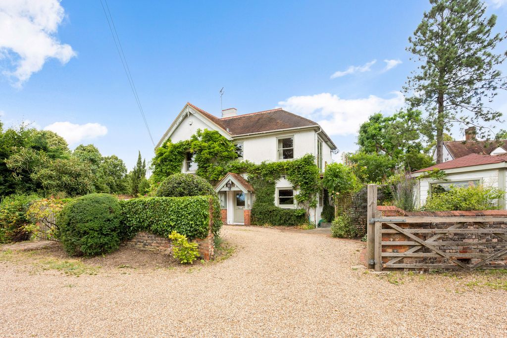 Property photo 1 of 41