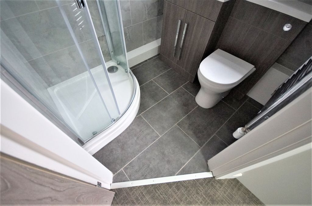 Property photo 2 of 3