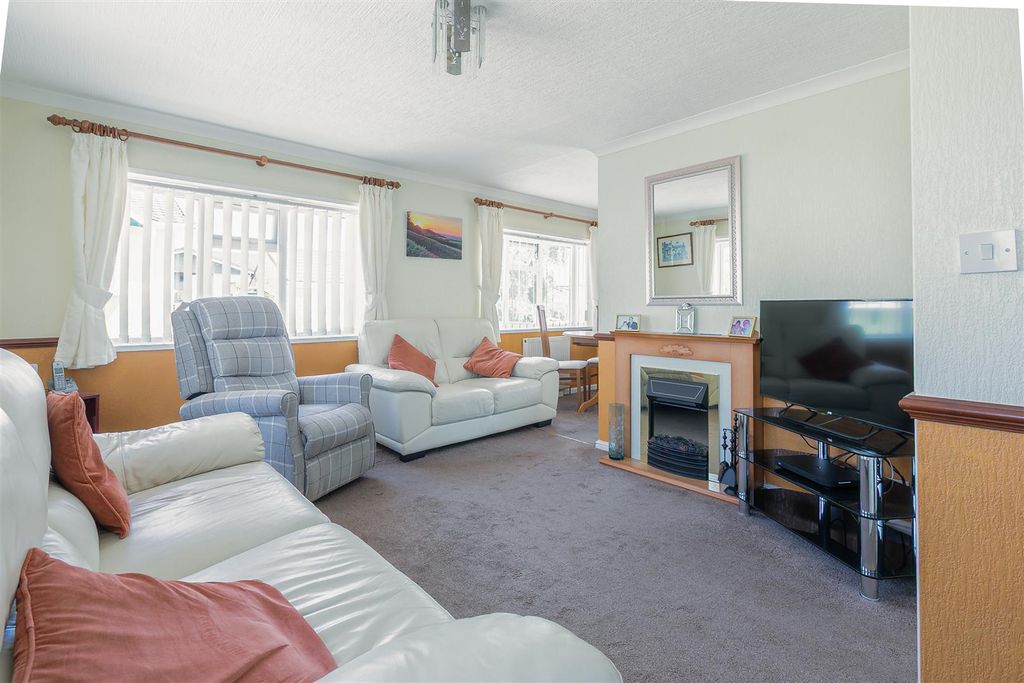 Property photo 3 of 11 3626-9.Jpg