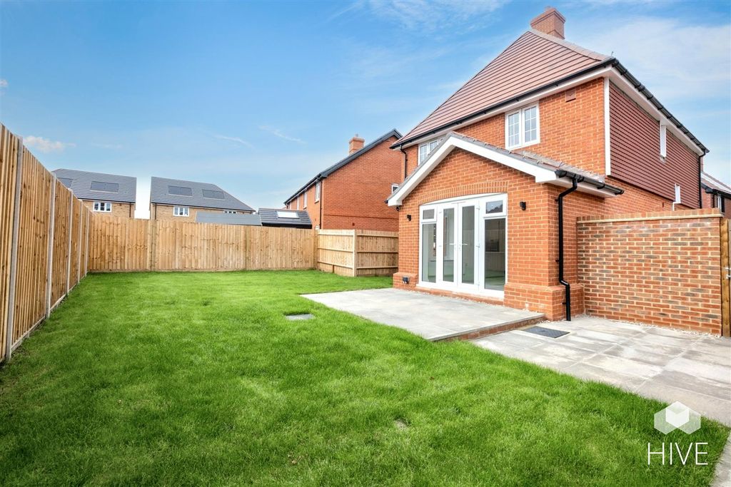 Property photo 1 of 30 Rear Garden