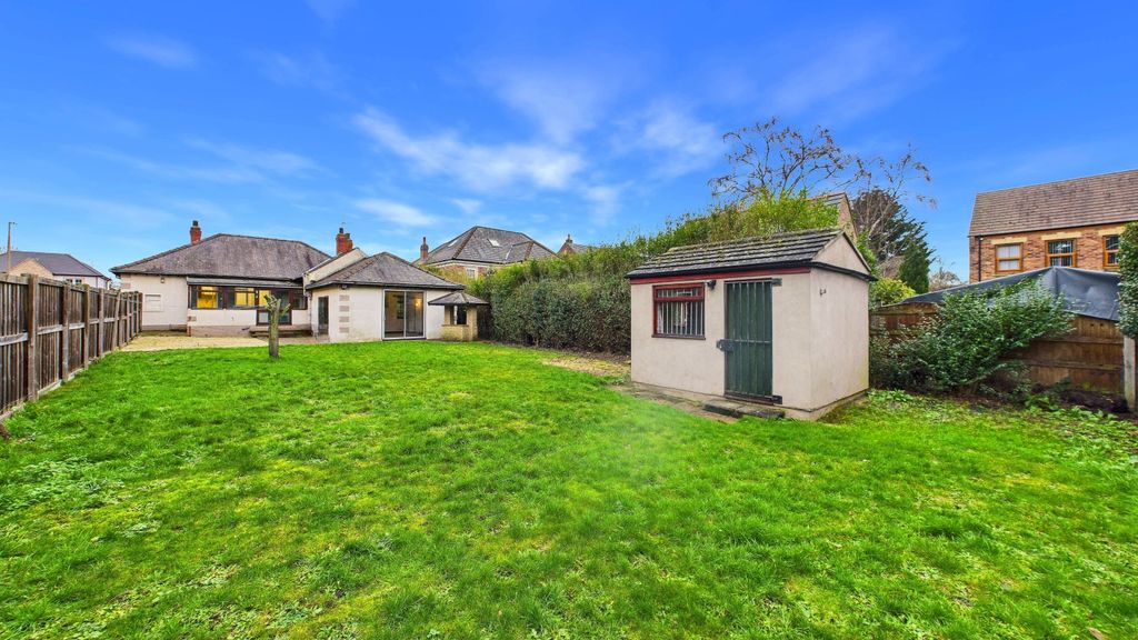 Property photo 2 of 20 Cam02351G0-Pr0091-Still013