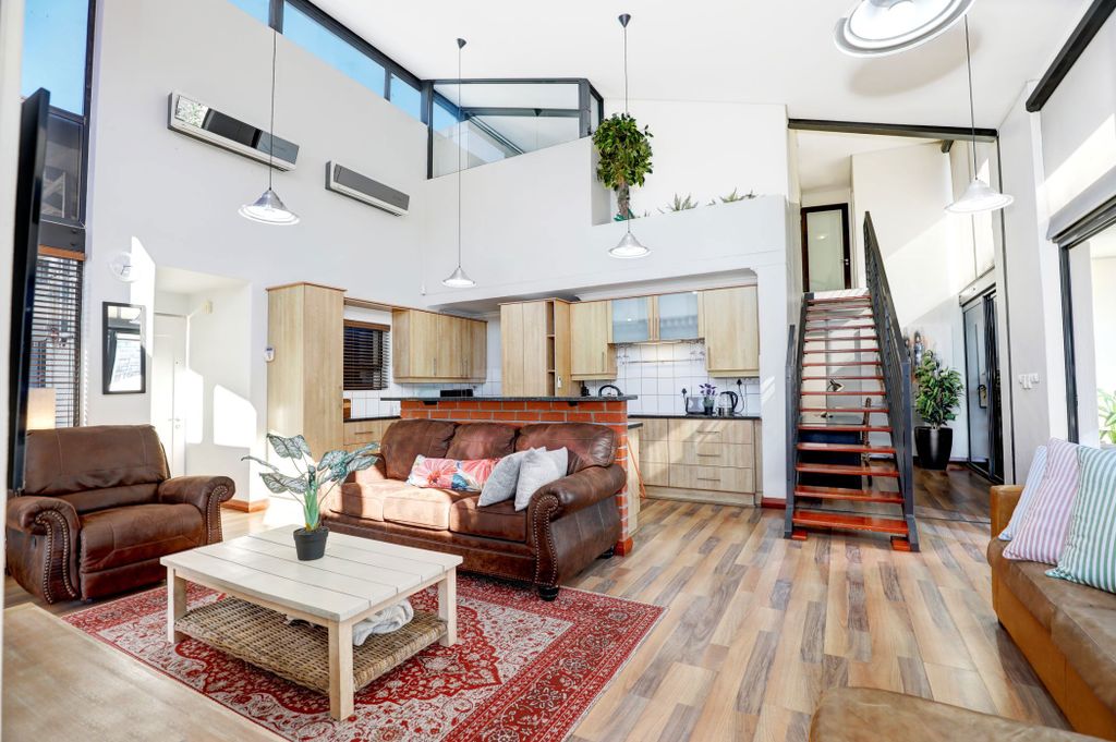 Property photo 3 of 37 Dbv1700532