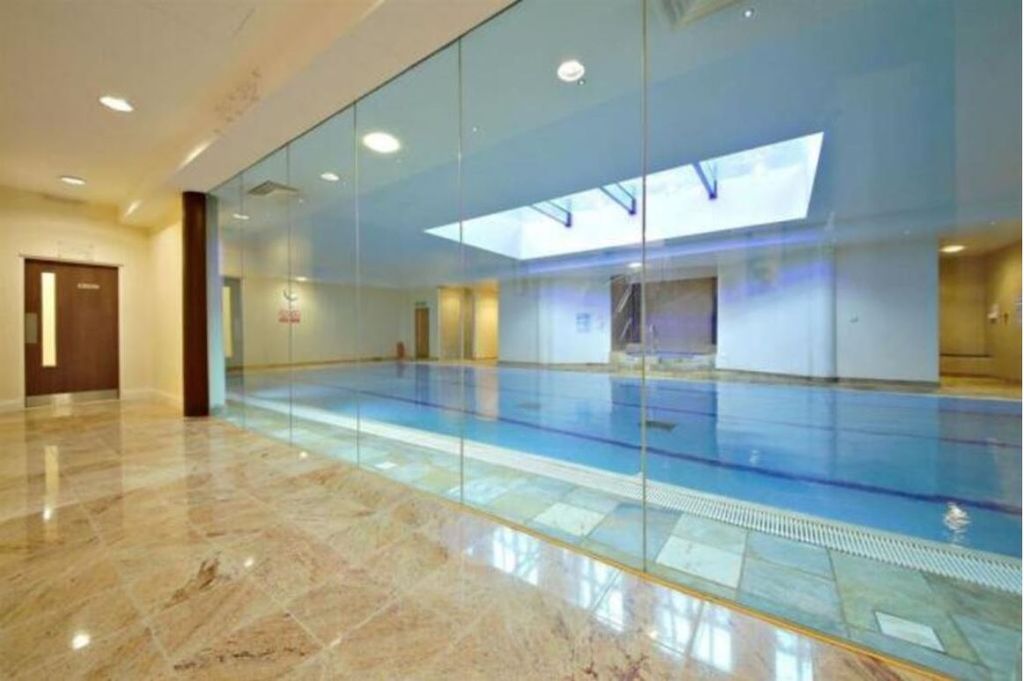 Property photo 2 of 11 Gallery