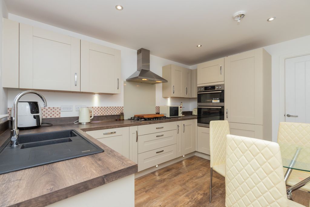 Additional image 6 of 5 bed detached house for saleMinton Avenue, Paisley PA2