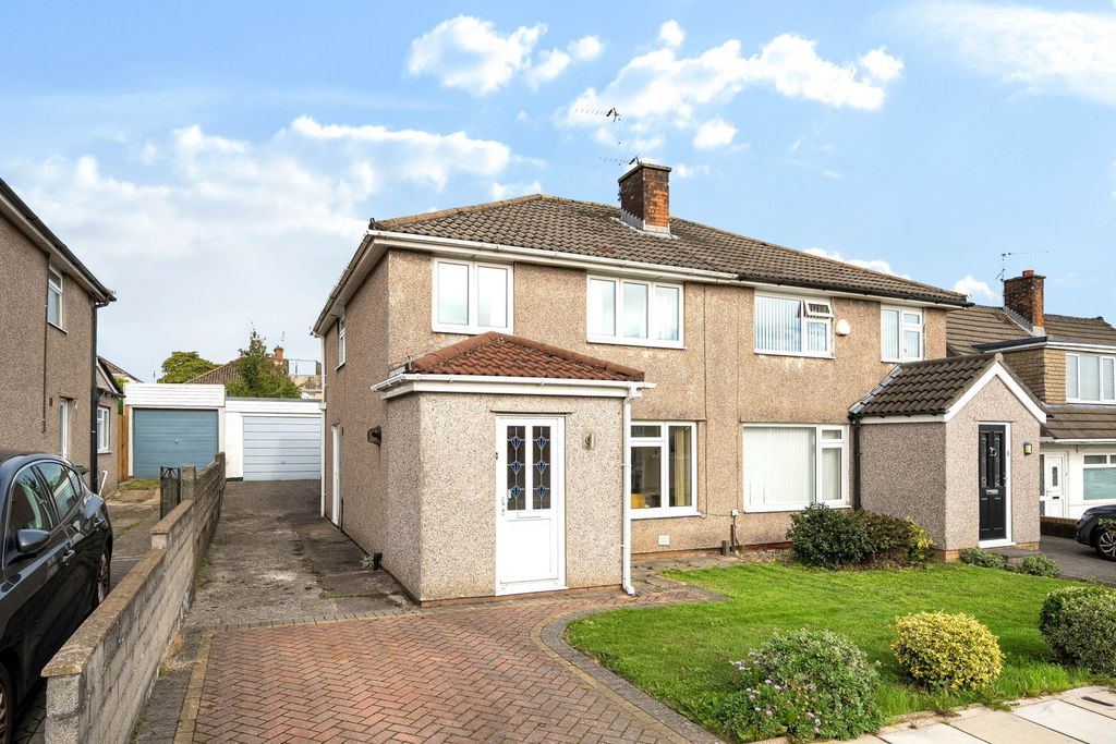 Property photo 1 of 22