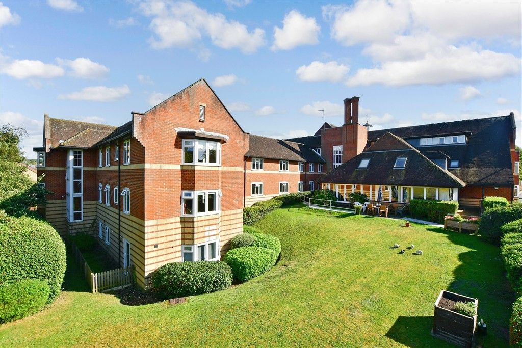 Property photo 1 of 11 Exterior/Communal Gardens