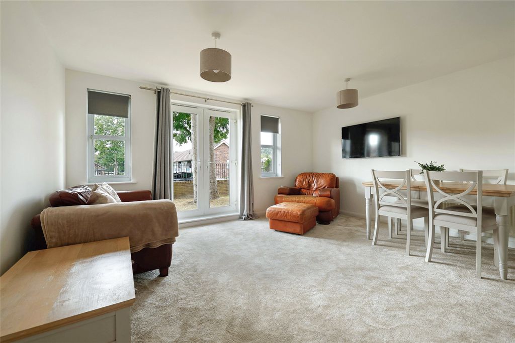 Property photo 2 of 12 Picture No. 09