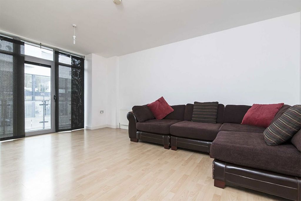 Property photo 2 of 5