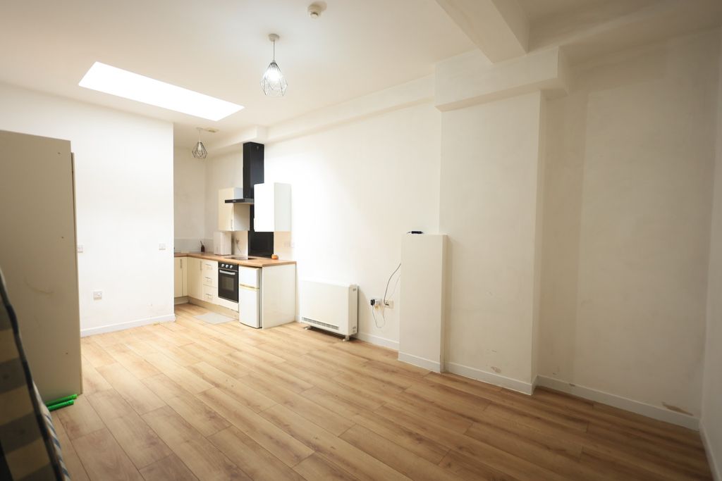 Property photo 3 of 4