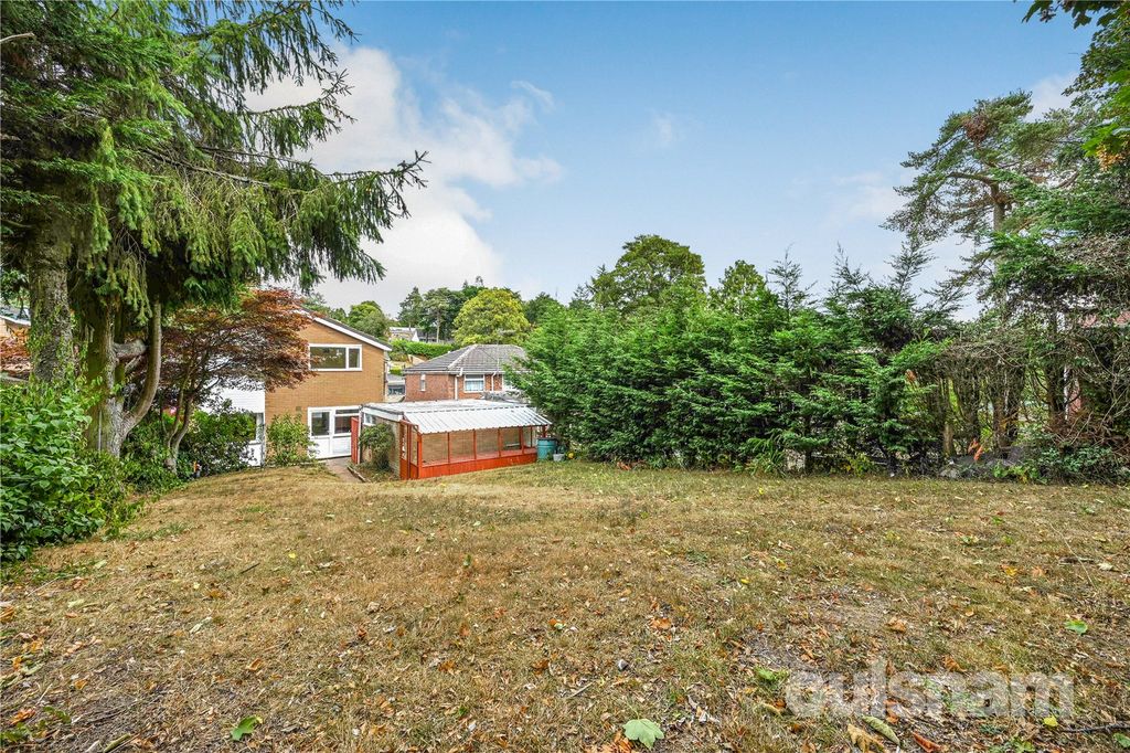 Property photo 2 of 19 Picture No. 09