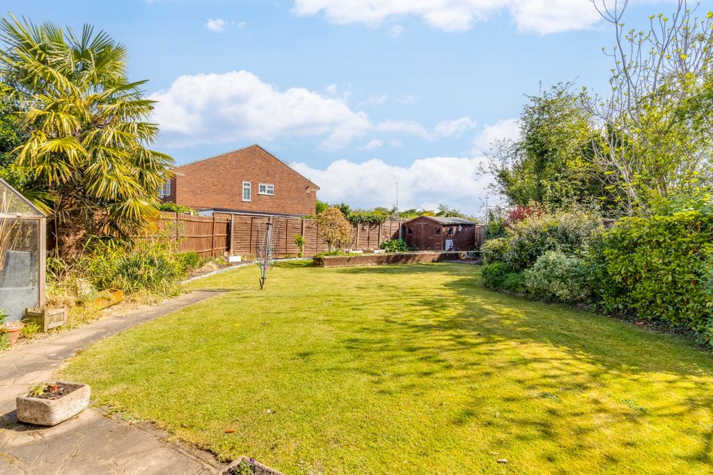 Property photo 3 of 28 5063406