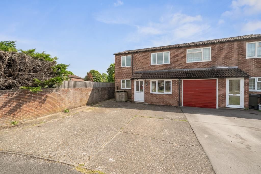 Property photo 1 of 21 External View