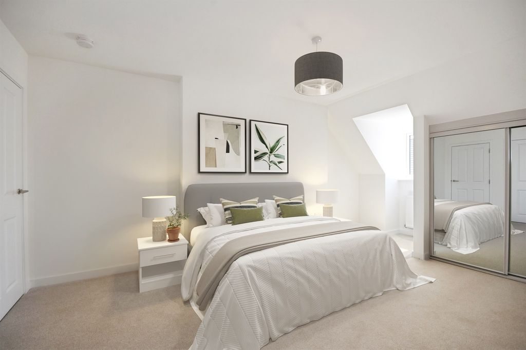 Property photo 3 of 9